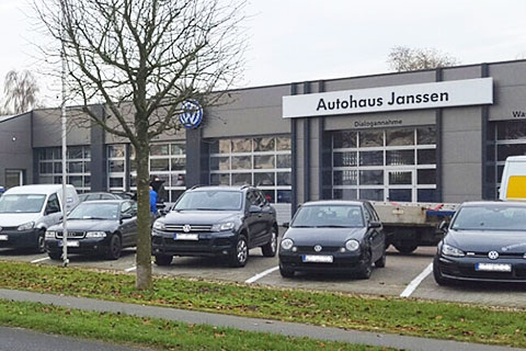 Das Autohaus Janssen wird von EWE beim Thema Wärme unterstützt.